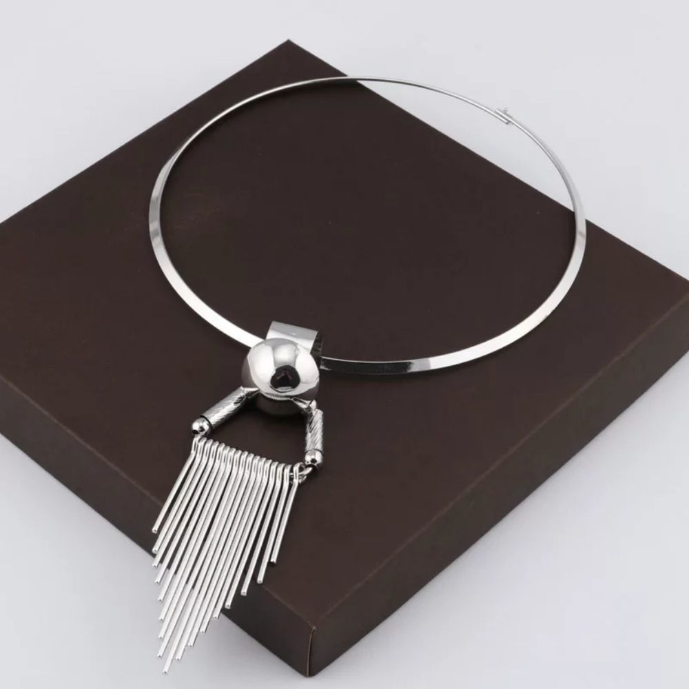 Tenande Punk Big Statement Stripe Triangle Tassel - Picture 2 of 2